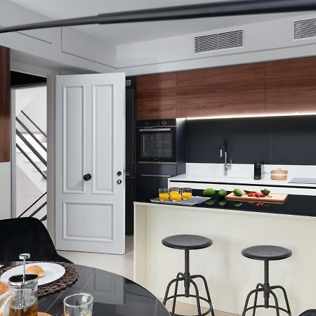 The H Experience - Stylish 2Bd Apt With Balcony In Heraklion Center Luaran gambar